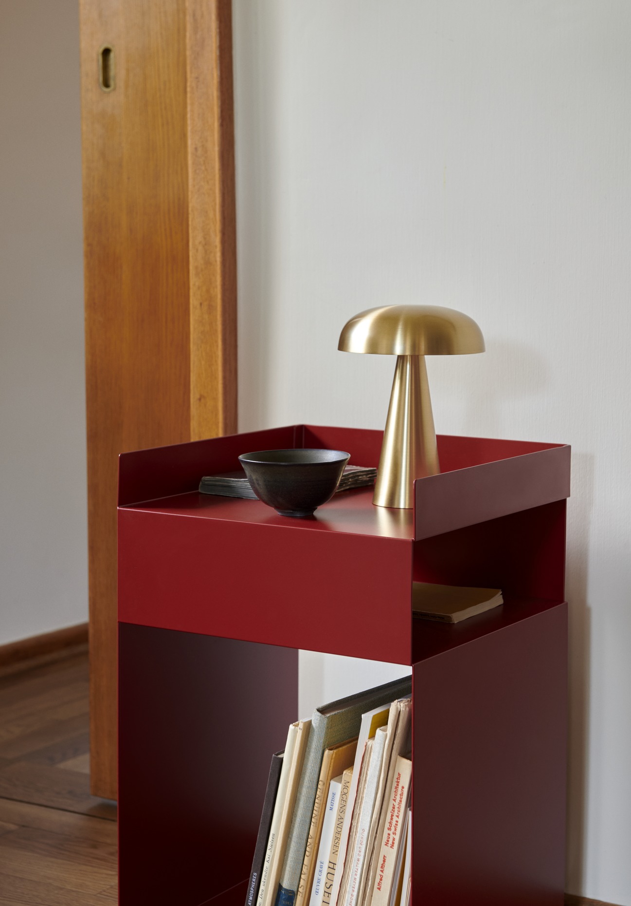 Como Portable Table Lamp SC53