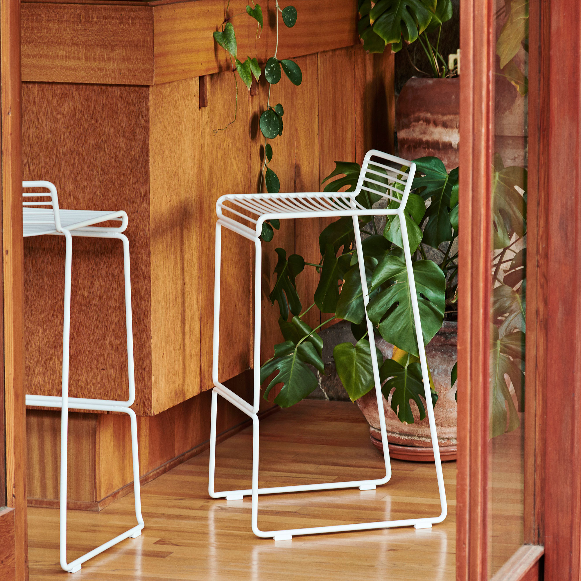 Hee Bar Stool