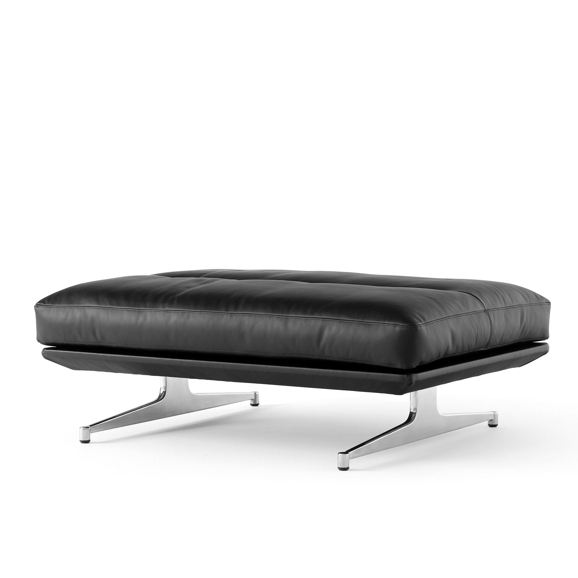 Inland AV32 Pouf
