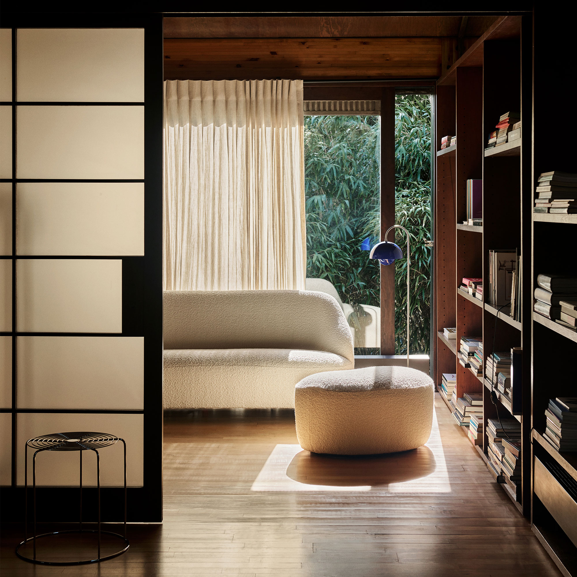 Margas Sofa LC4 3-seater