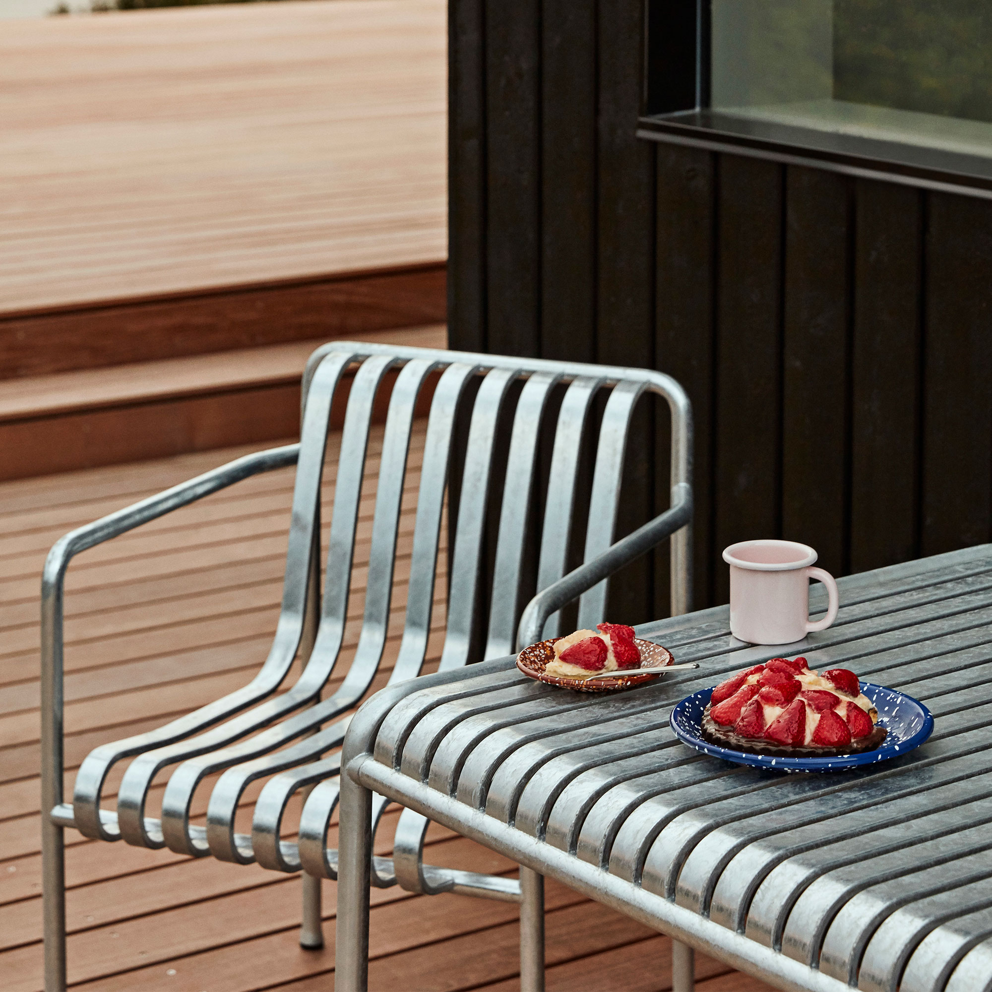 Palissade Table
