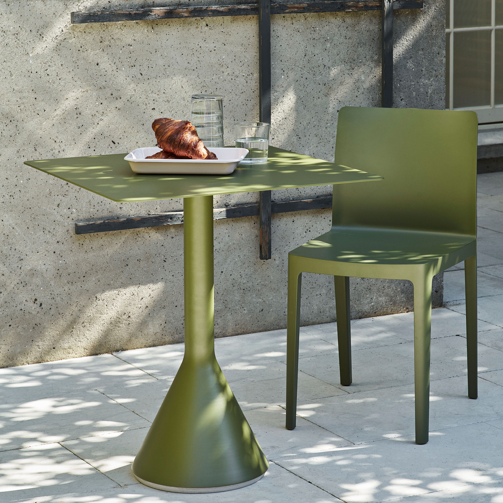 Palissade Cone table