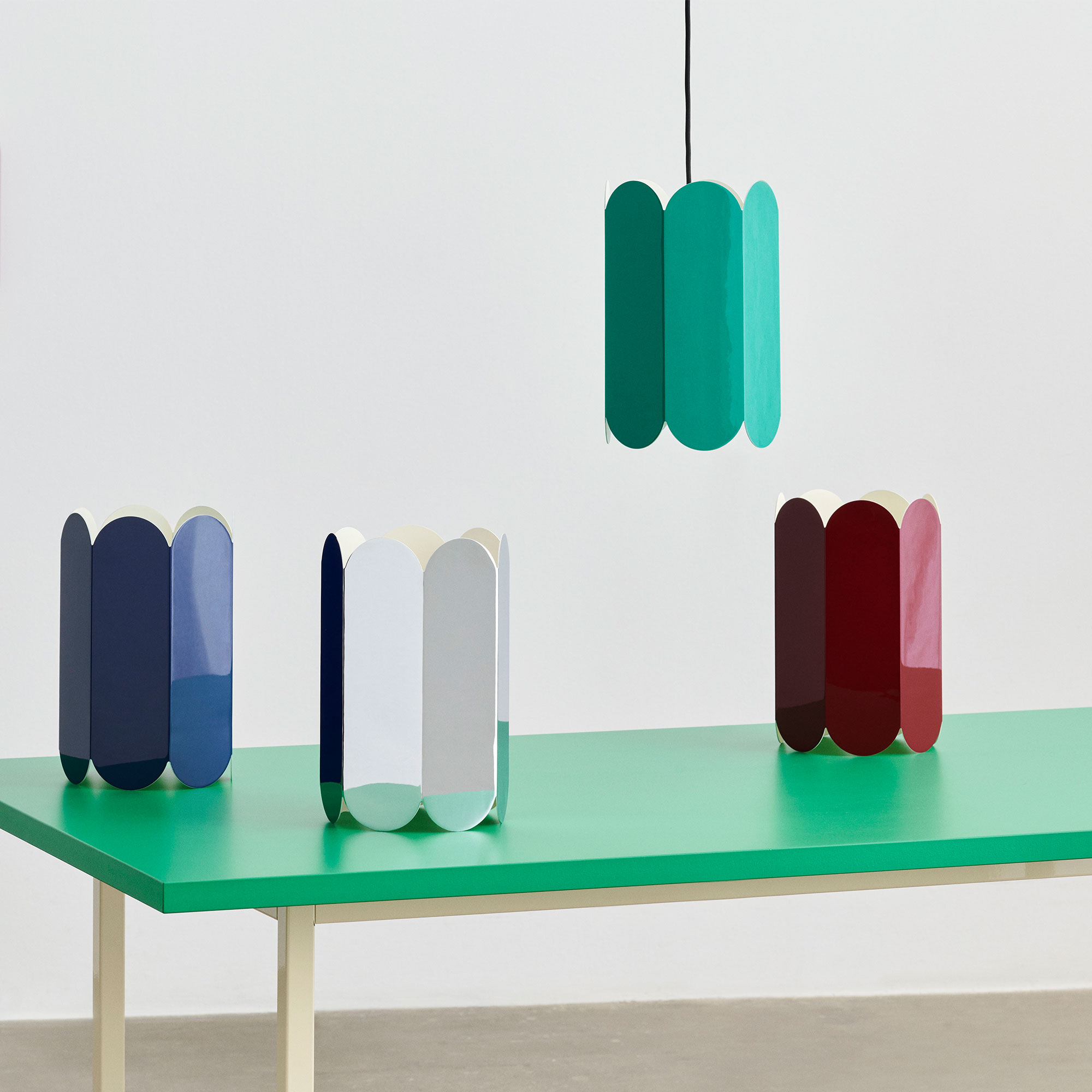 Arcs Shade Table & Arcs Shade Pendant