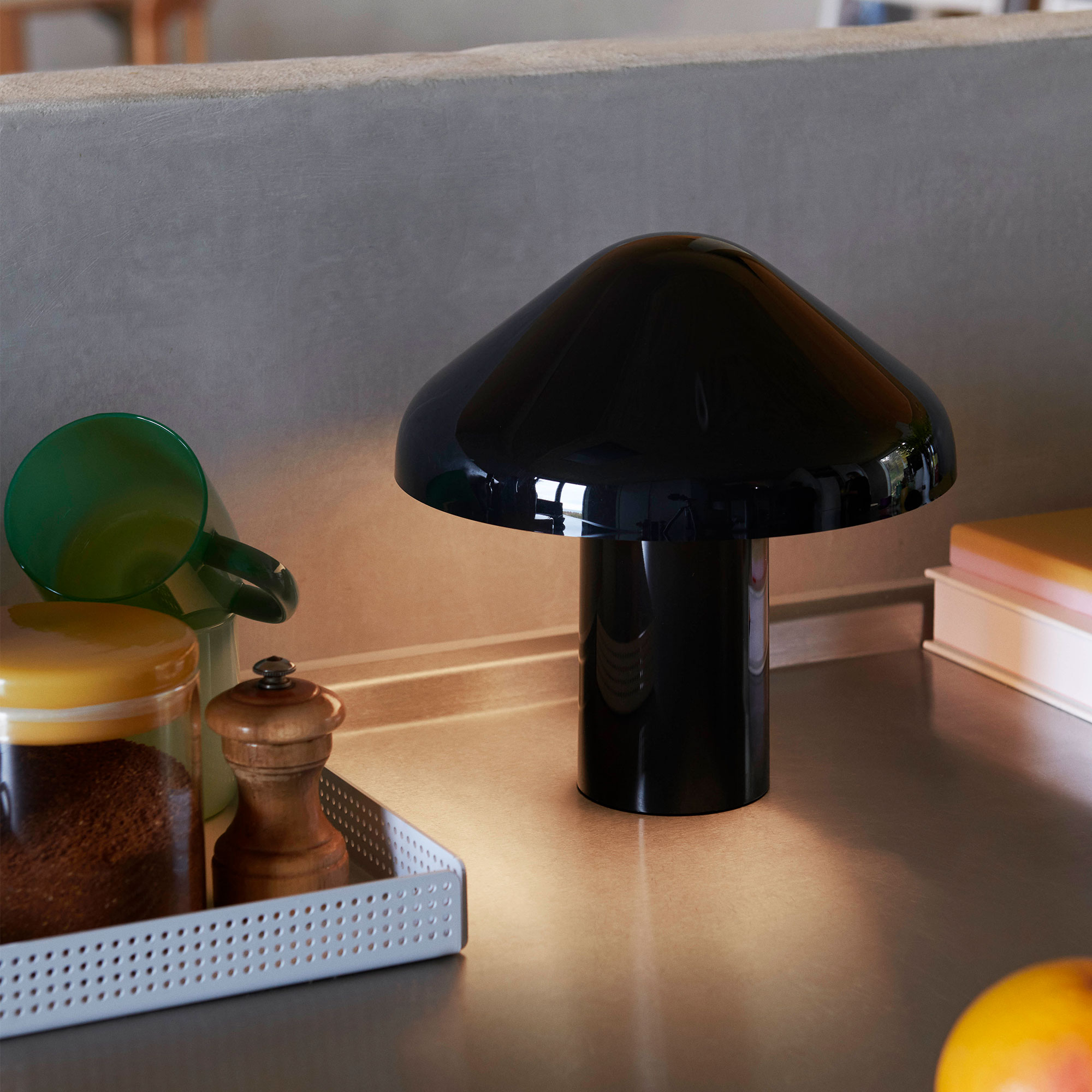 Pao Portable Lamp