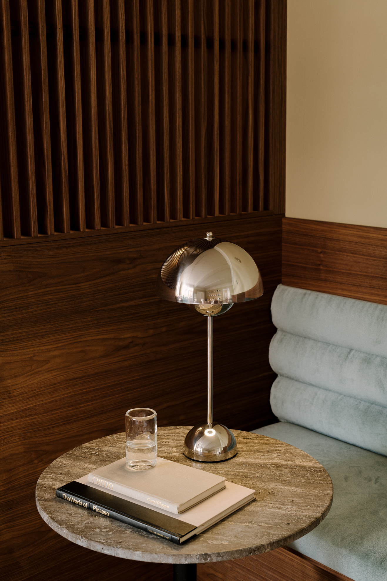 Flowerpot Table Lamp VP3