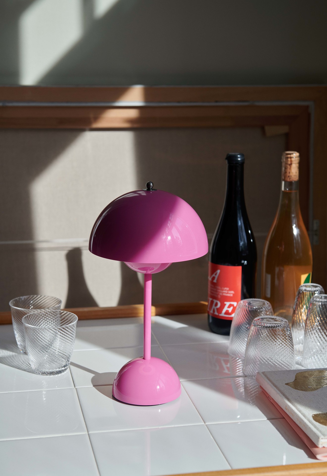 Flowerpot Portable Table Lamp VP9
