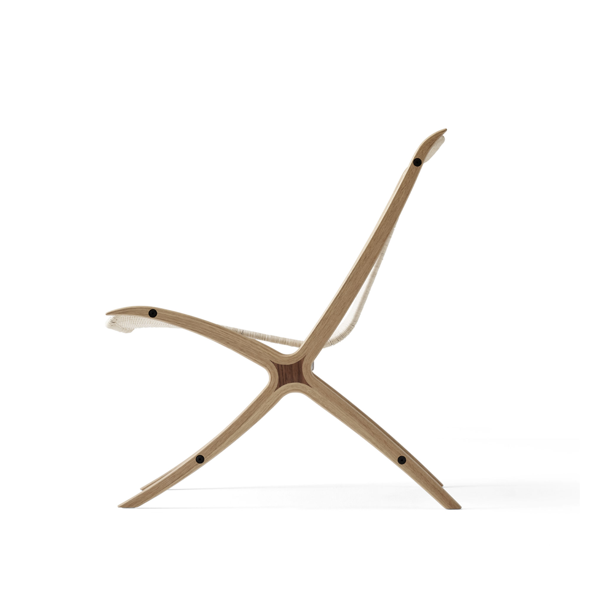 X Lounge Chair HM10