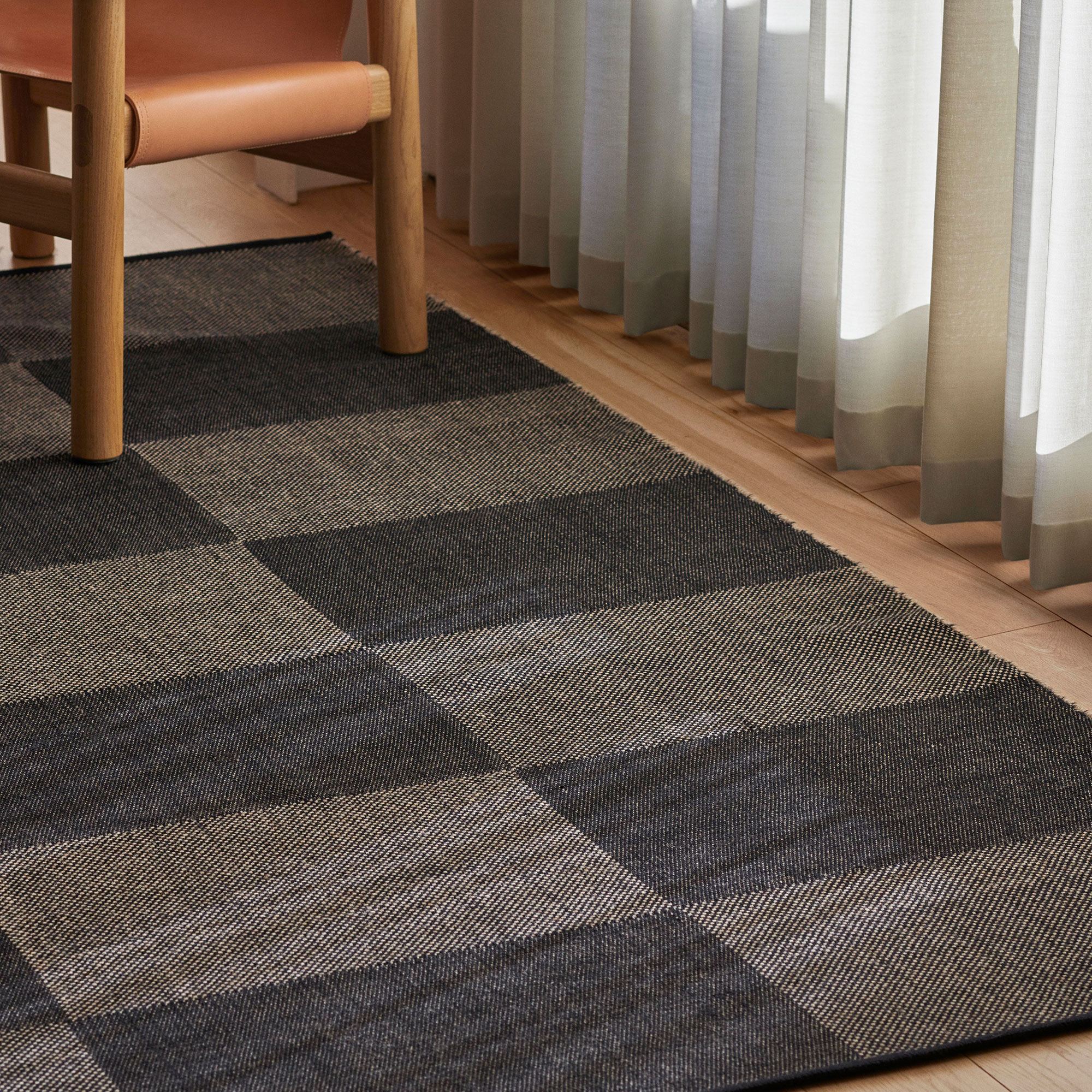 Check Rug