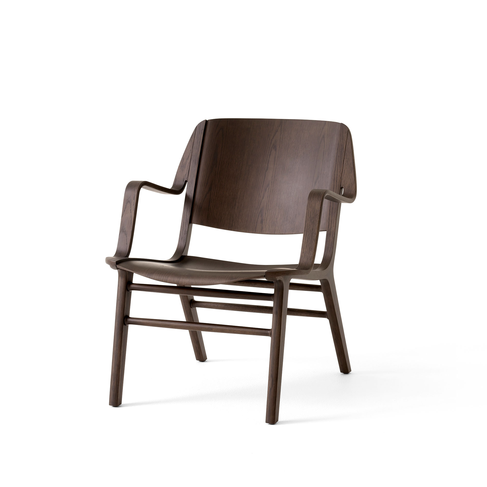 AX Lounge Chair HM11