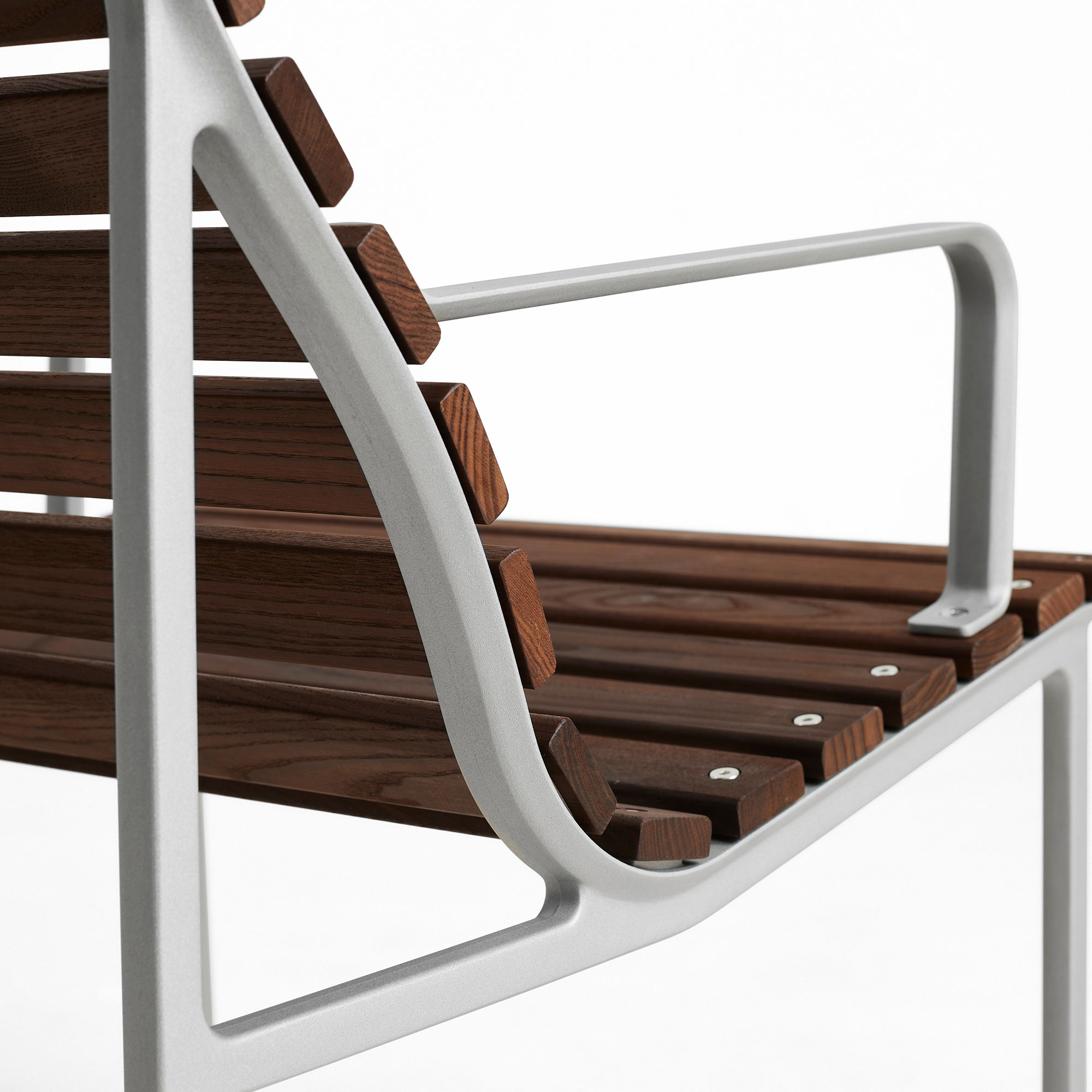 Traverse Lounge Armchair