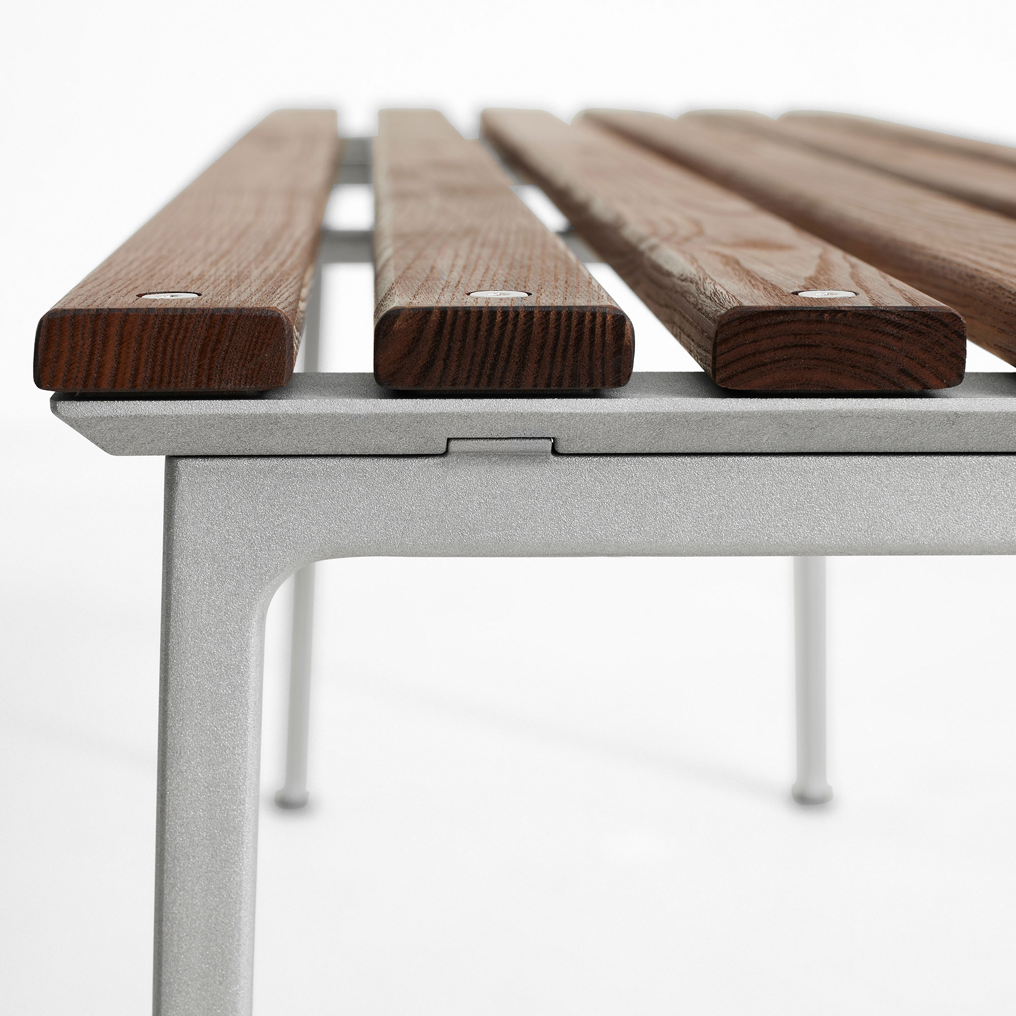 Traverse Bench