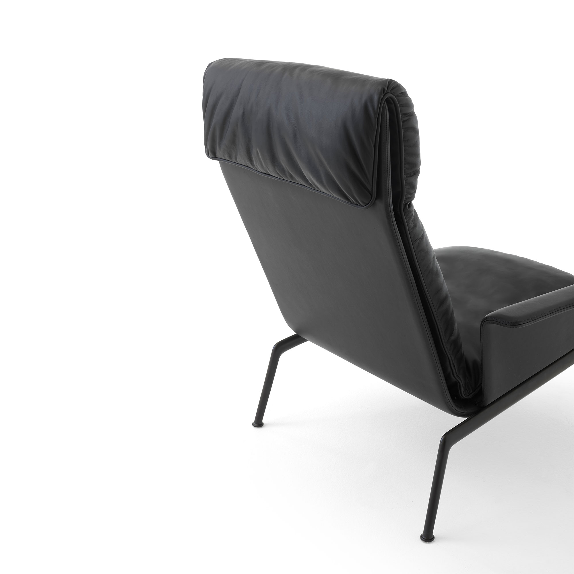 Muno Lounge Chair LN17