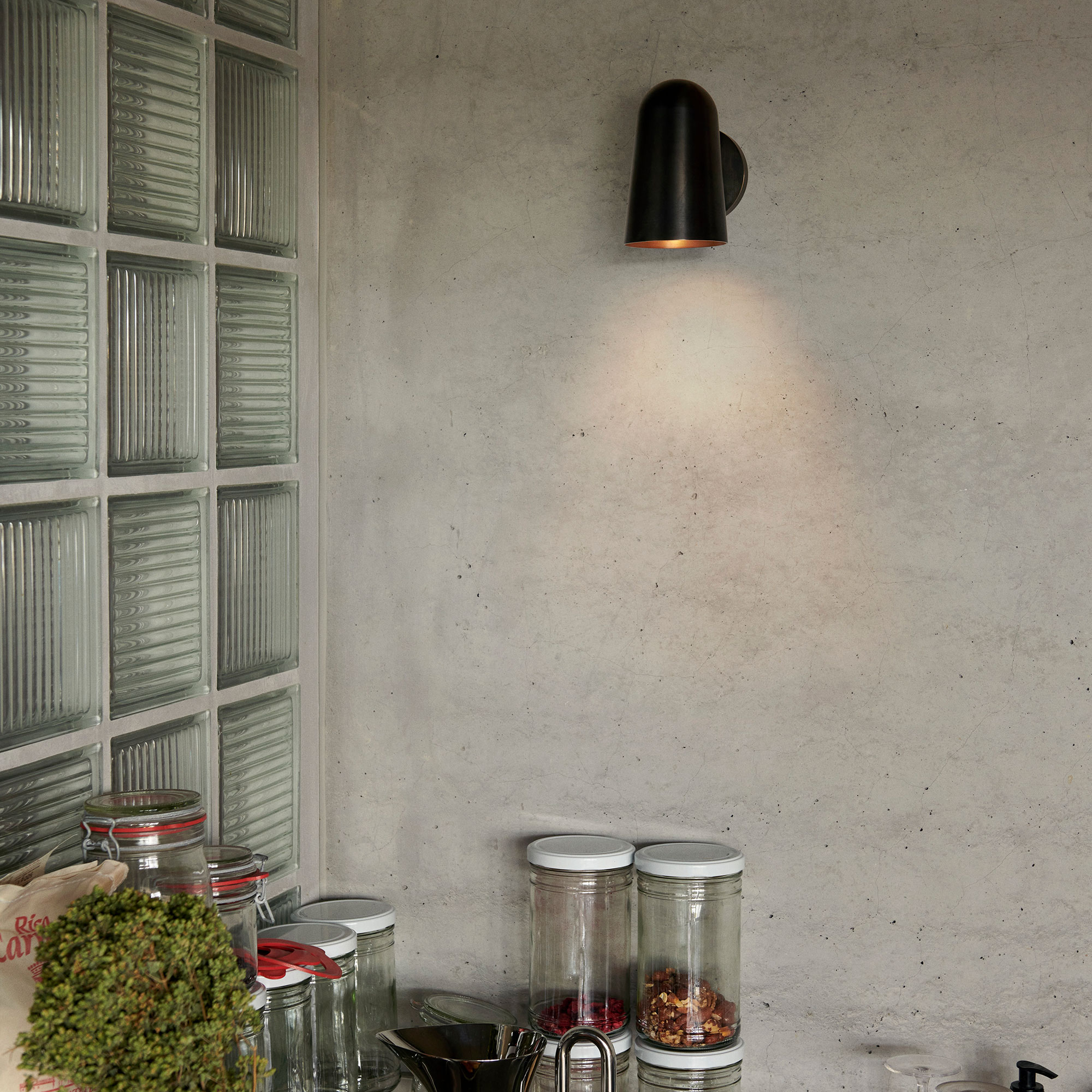 Solid Wall Lamp SC105