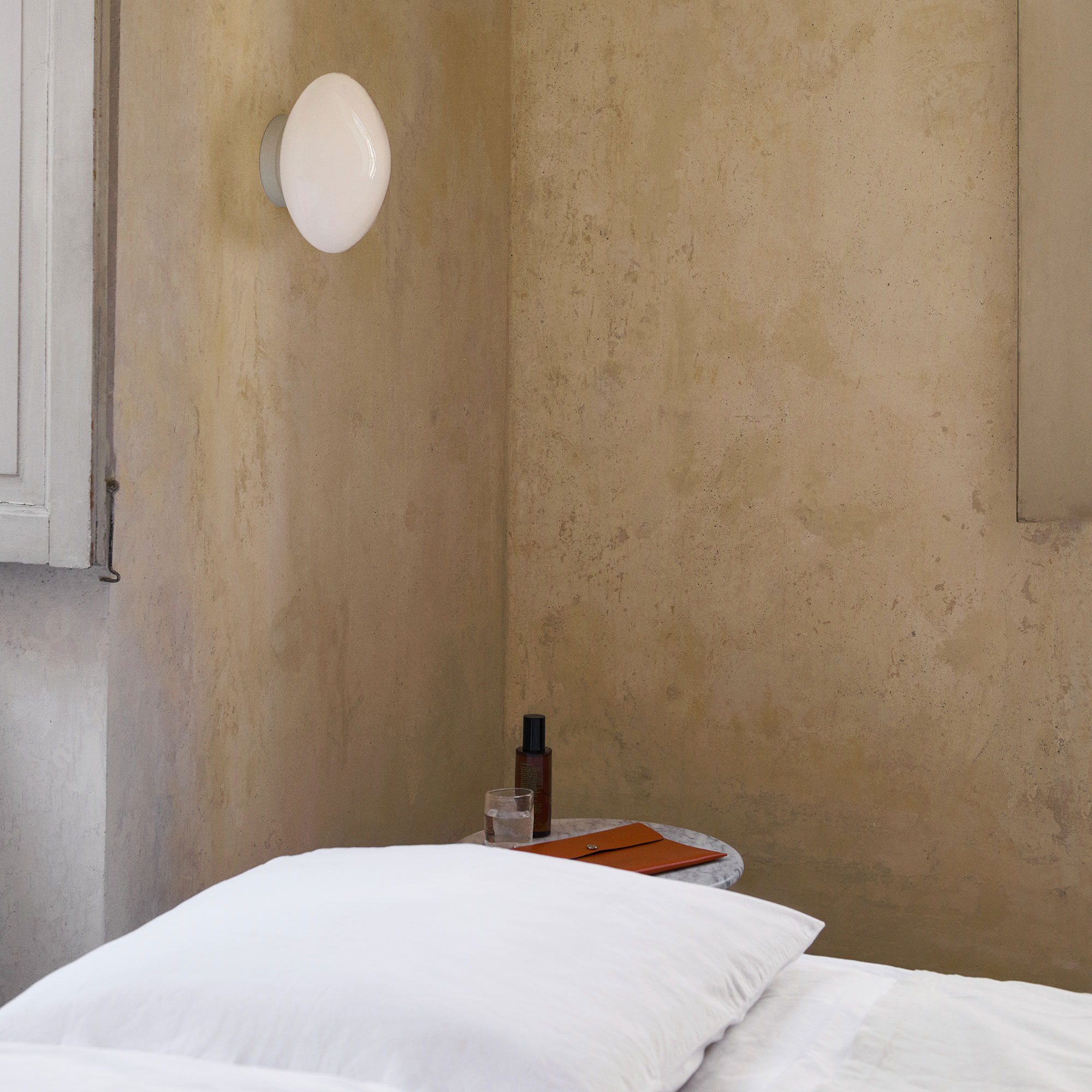 Mist Ceiling/Wall Lamp AP22