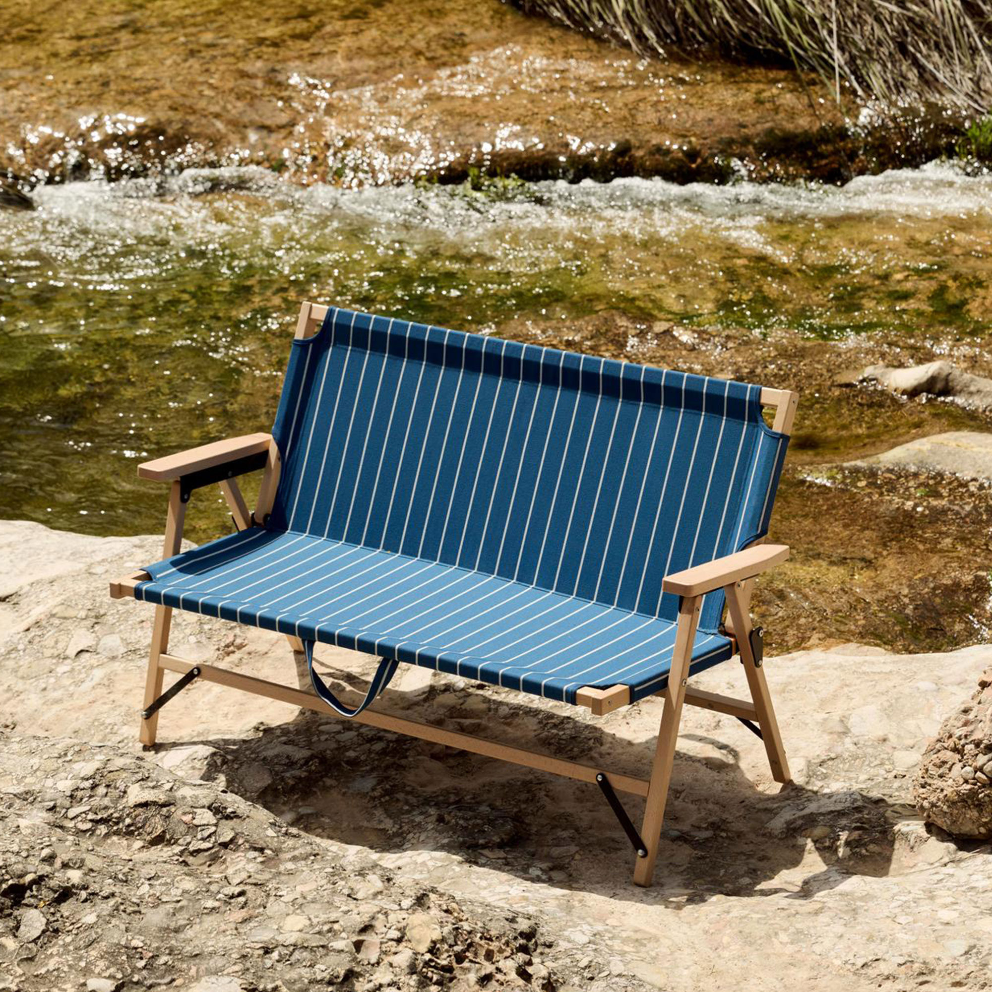 Outdoor Market Folding Sofa | Gulled