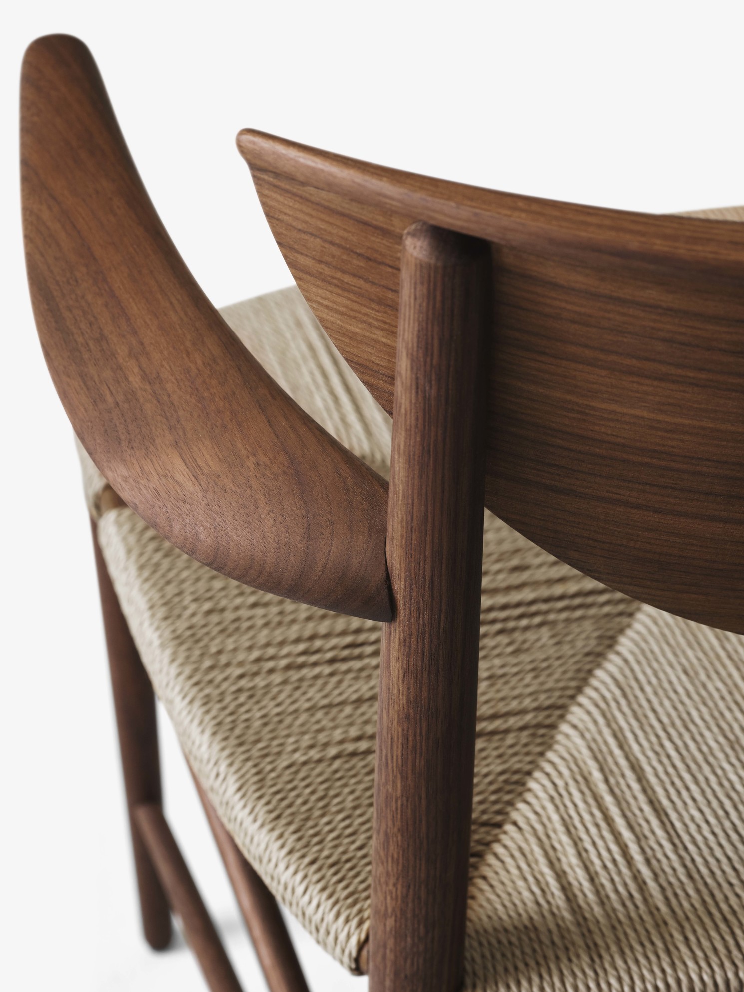 Drawn Chair with Armrest HM4