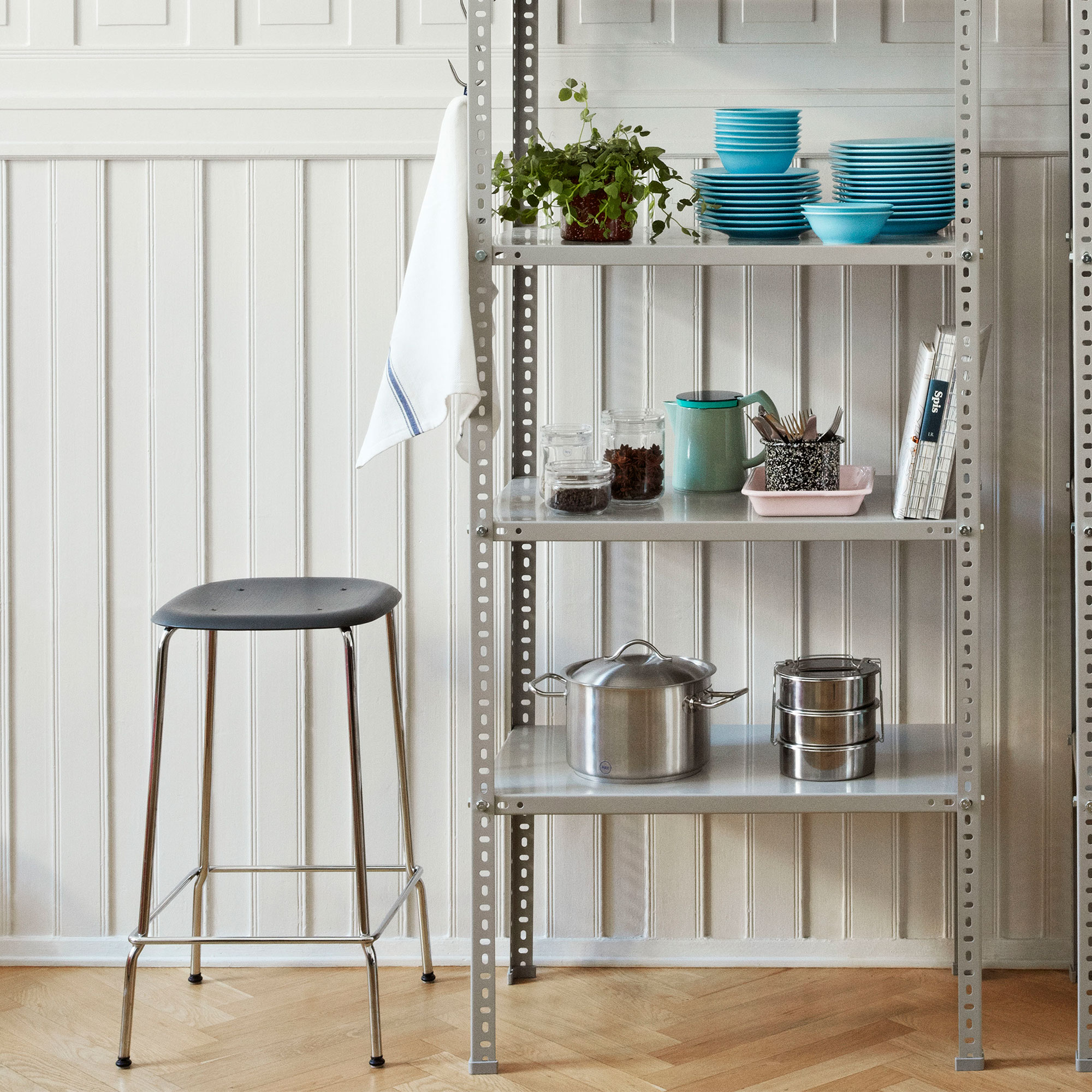 Soft Edge80 Bar Stool