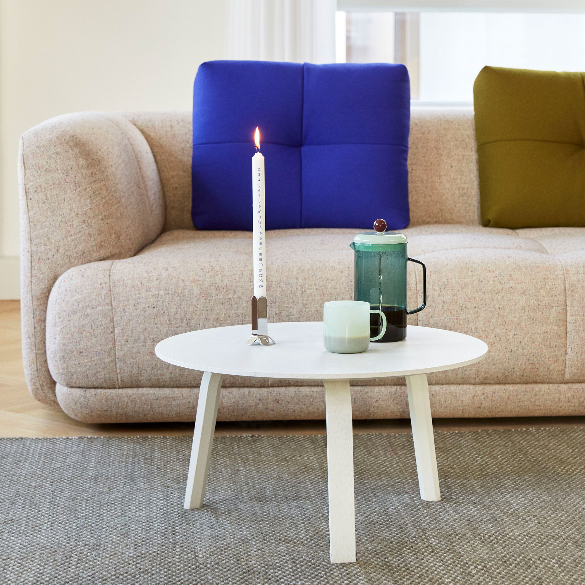 Bella Coffee table