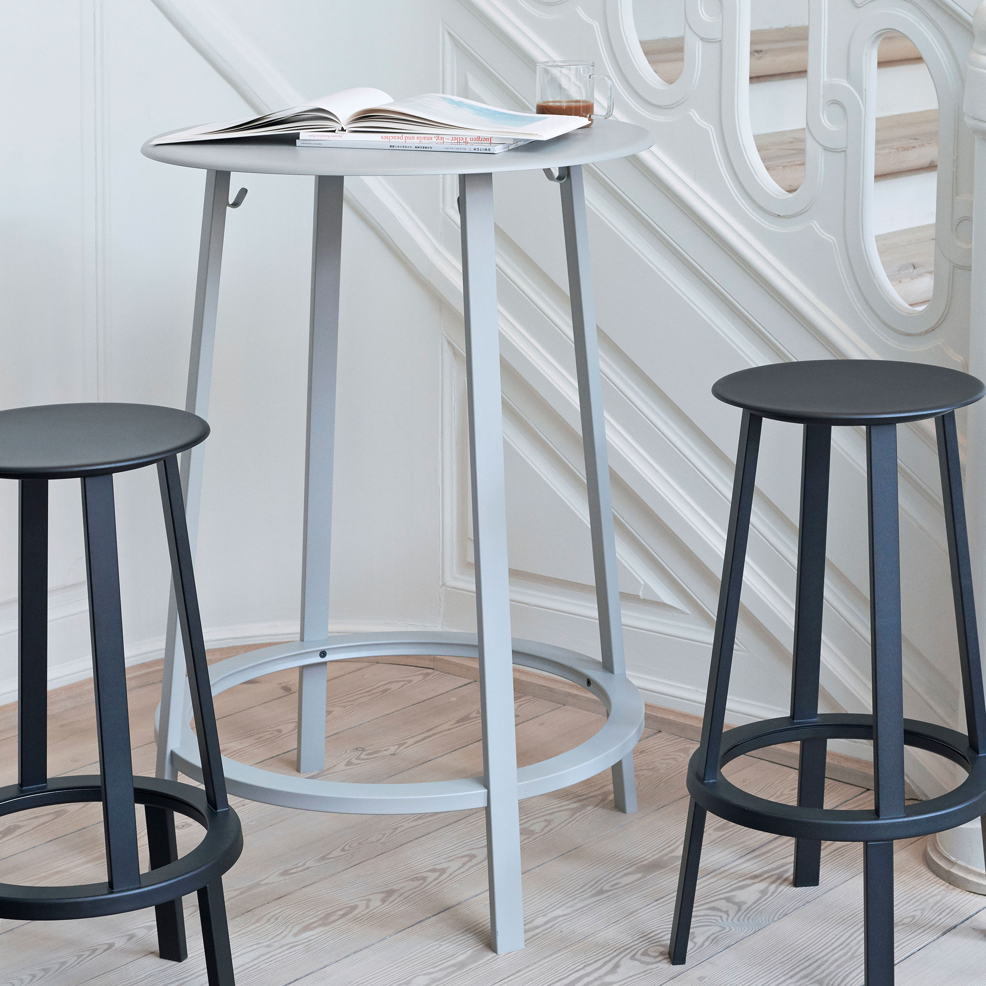 Revolver Table