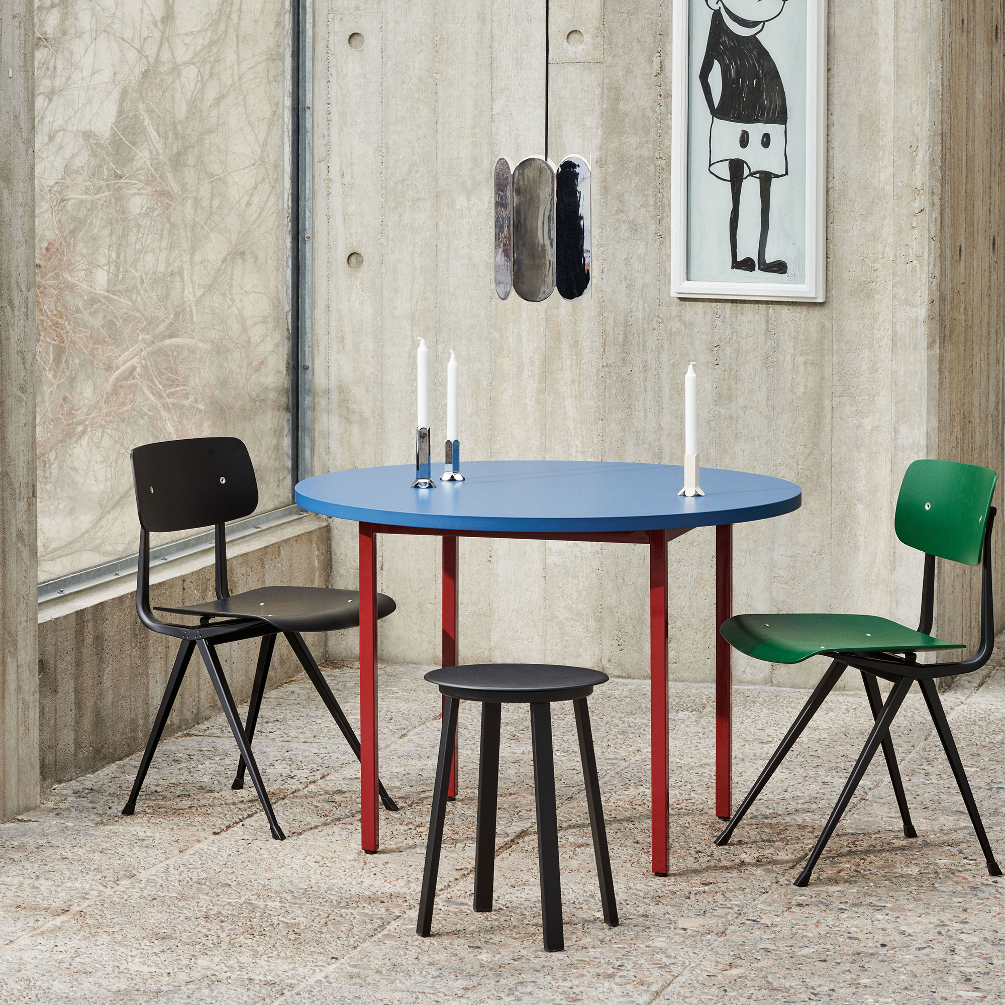 Two-Colour Table